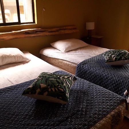 Hotel Uka Mana 앙가로아 외부 사진